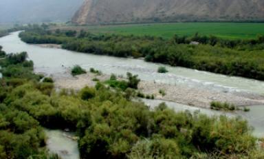 El río Chicama ha incrementado su caudal en más del 100% por ello el Senamhi advierte un posible desborde de este río. (Foto Internet)