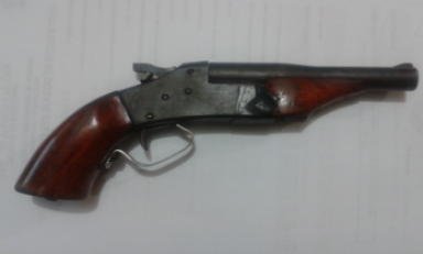 Arma incautada al detenido. Foto: PNP