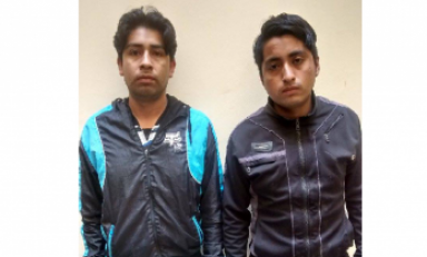 Ambos detenidos serían integrantes de la banda delicitiva “La Nueva Jauría del Nuevo Florencia”. (Foto cortesía PNP)