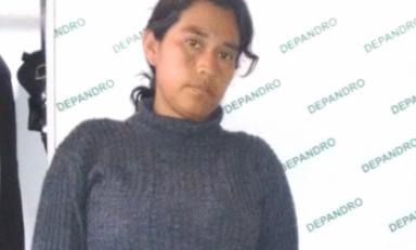 Ocho años de prisión efectiva podría recibir esta mujer por ingresar droga al penal El Milagro.