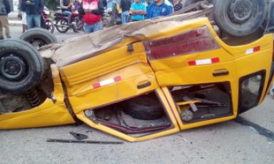 Unidad quedó totalmente inservible. Foto: Trujillo en Línea