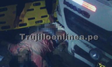 Cuerpo será llevado a la morgue de Trujillo. Foto: Trujillo en Línea